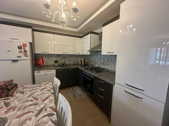 Güllük Merkezi Konumda Havuzlu Sitede 2+1 Eşyalı Satılık Daire 4