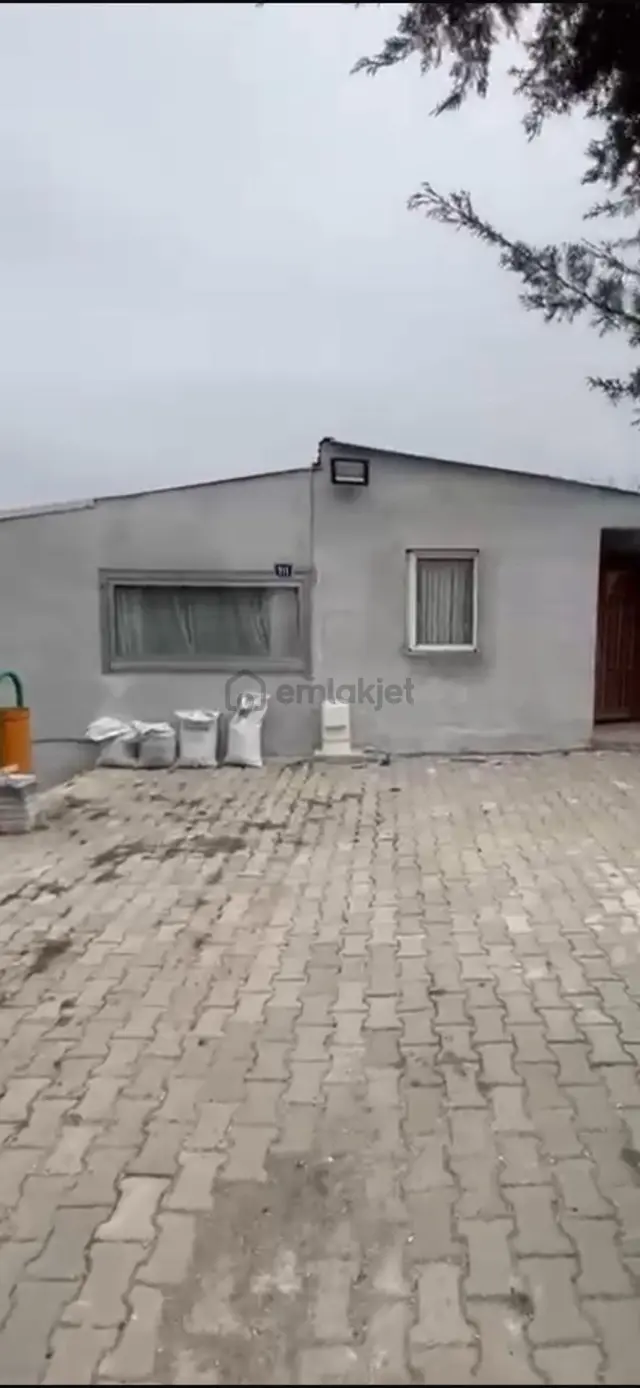 **sahibinden** Göl Manzaralı Satılık Hobi Bahçesi & Ev 3