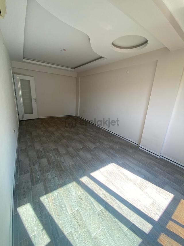 Buca Çevik Bir Meydan Yak. 2+1 Asansörlü Arakat'da Satılık Daire 5