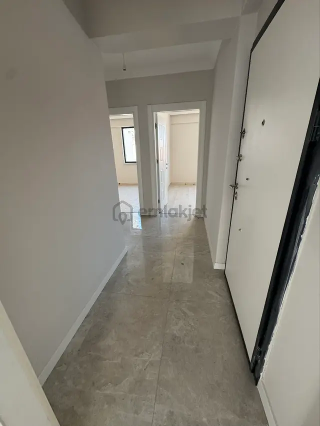 Çarşı Merkezinde Satılık Daire 5