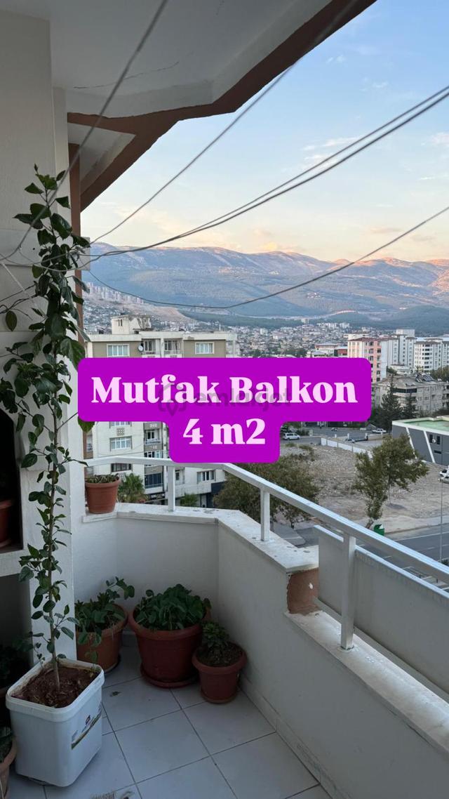 Şekerdere Ana Cadde Üzeri Satlık Geniş Daire 5