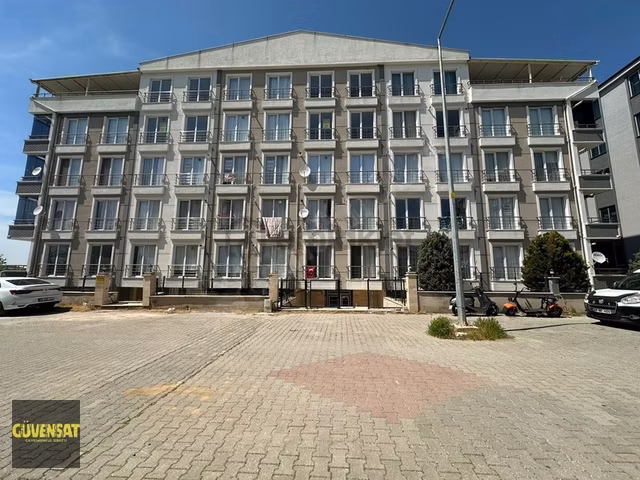 Kırklareli Cumhuriyet'te Sıfır 2+1 Dubleks Daire
