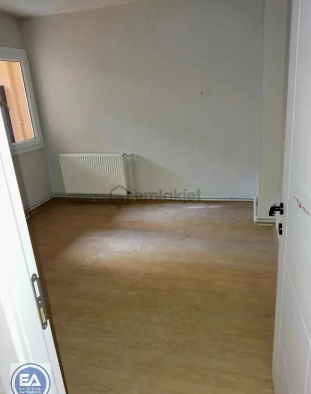 Yunusemre Mahallesinde 8 Eylül Caddesinde Asansörlü 3+1 3