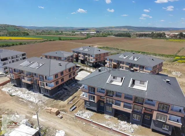 Kumbağ'da Havuzlu Aquparklı Sitede Bahçeli 1+1 Satılık Daire 3