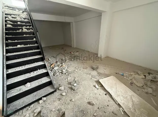 Yeşilloft'tan Kiralık Dükkan 3