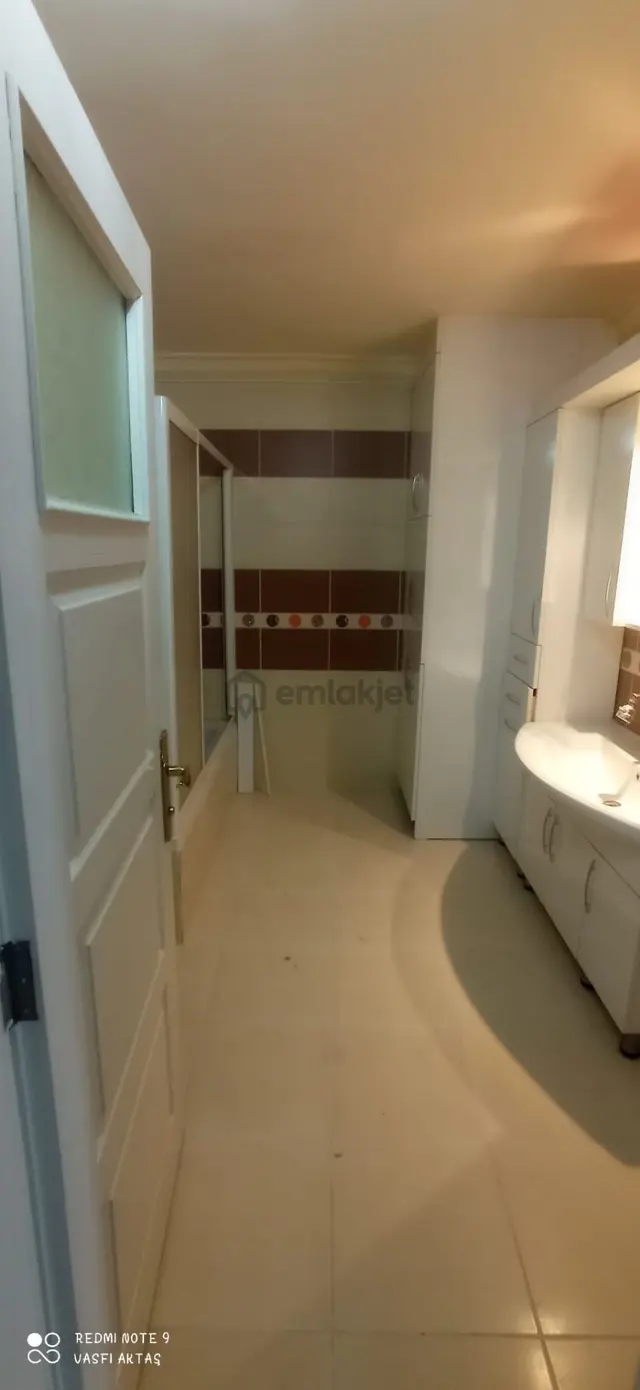 Yunuslu Mahallesinde Nazar Sitesinde 4+1 Kat 4 De Satılık Full Yapılı Daire 3