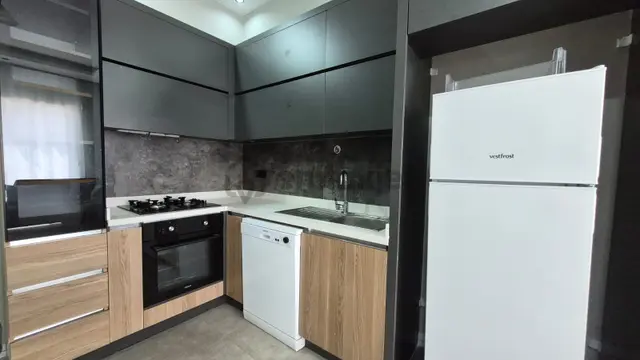 Karınca'dan Arpaçbahşiş'te Denize Yürüme Mesafesinde Full Eşyalı 1+1 Satılık 2