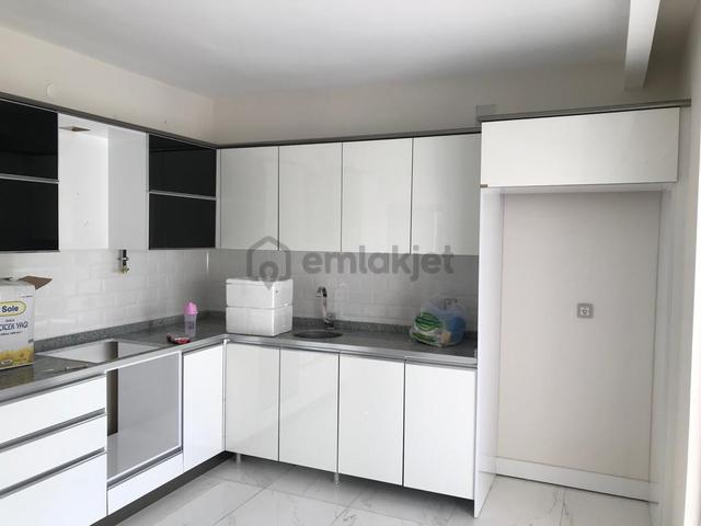 Üniversite Yolunda 4+1 Daire İsteyenlere --- Burcu Emlaktan 3