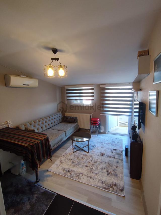 Kınıklı Siteler Mahallesinde 2+1 Balkonlu Eşyalı Hazır Kiracılı Apart 4