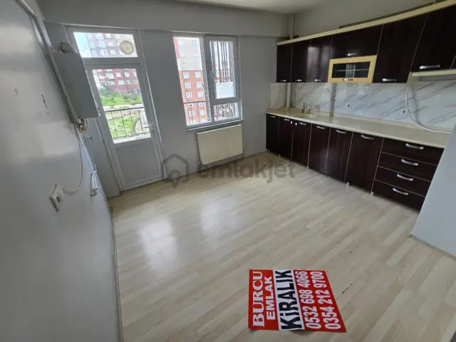 Kandil Cami Yakınında 3+1 Kiralık Daire--- Burcu Emlaktan--- 3