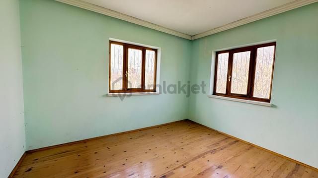 Emin Emlaktan 8 Kat İmar Avantajlı,villa Bölgesinde Müstakil Ev 4