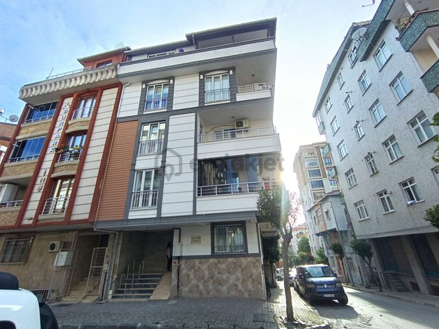 Bağcılar Meydana Yakın Yavuz Selim M. Ayrı Girişli 120 M²dubleks Bağcılar Meydana Yakın Yavuz Selim M. Ayrı Girişli 120 M²dubleks