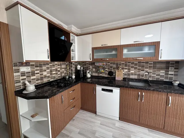 Keçiören Bağlarbaşında Site İçerisinde Asansörlü Daire 2