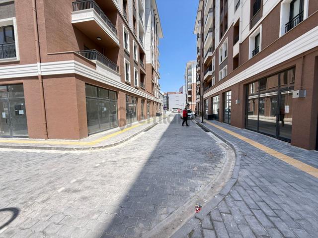 Aksaray Hamidiye Mahallede Şehrin Yeni Gözdesinde Kiralık Dükkan 5