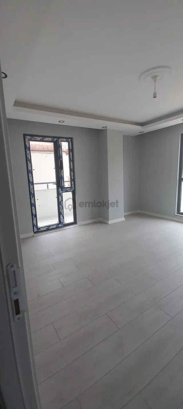 Marmaraya 5 Dakika, Otobüs Kapıda Merkezi Konumda Kiralık Daire 2