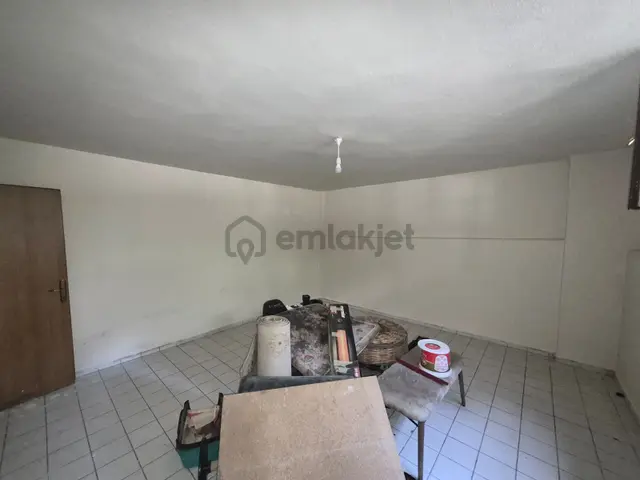 Alanya Güller Pınarı Mahallesi'nde 1+1 Kiralık Daire Bodrum Kat 4