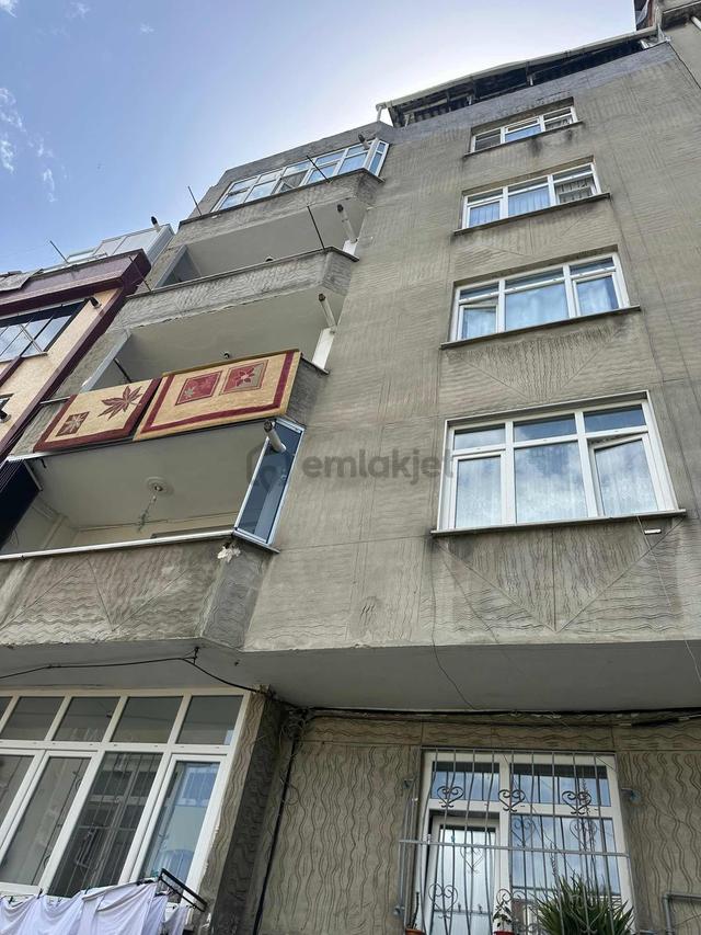 Kemalpaşa Mahallesi 2+1 105 M2 Geniş Kullanışlı Daire 3