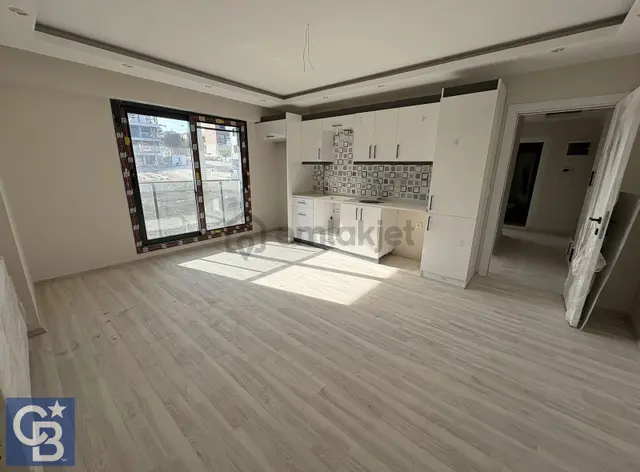 Adliyenin Karşısında 2+1 Satılık Ferah Daire 2