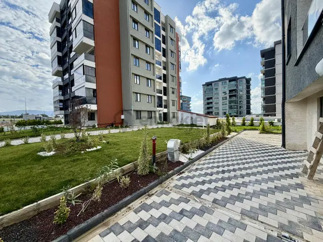 Çanakkale Yeni Barış Mah. Kiralık Site İçi Sıfır 3+1 Daire Çanakkale Yeni Barış Mah. Kiralık Site İçi Sıfır 3+1 Daire