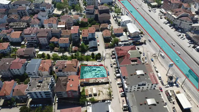 Turyap Palastan Körfezde Satılık Köşe Parselli Arsa 5