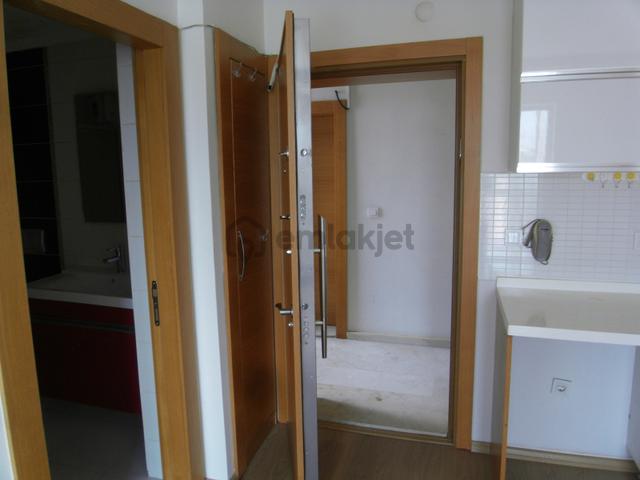 Myvia Bornovada Boş Eşyasız 1+1 Kiralık Daire 2