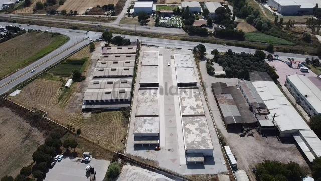 A Plus Gayrimenkulden Yeni Galericiler Sitesinde Satılık Dükkan 4