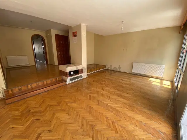 Konak Göztepe İnönü Caddesi’nde Satılık 3+1 Daire 2