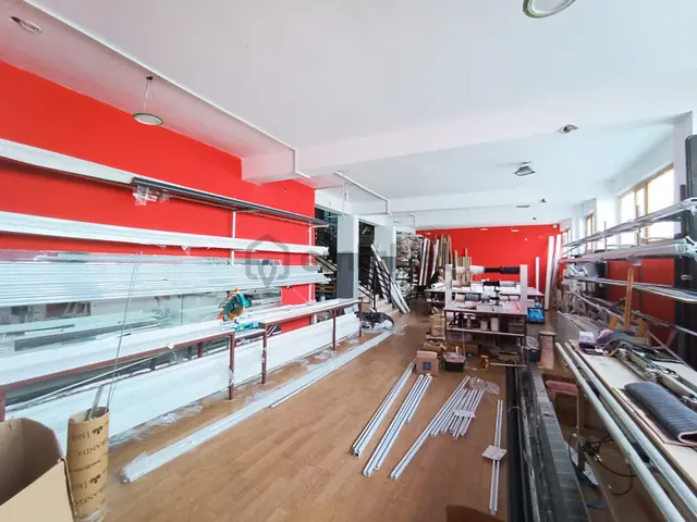 Lider Emlaktan Çarşamba Pazarı Karşısında 488 M2 Kiralık Dükkan 3