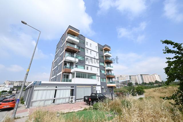 Üstünkent'ten Çiftlikköy'de Üniversite Hastane Yanı Kiralık 3+1 4