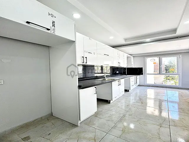 Cadde34'den Beylikdüzü'nde Kapalı Otoparklı %90 Krediye Uygun Ebeveyn Banyolu Sıfır 3+1 140 M2 Daire 4