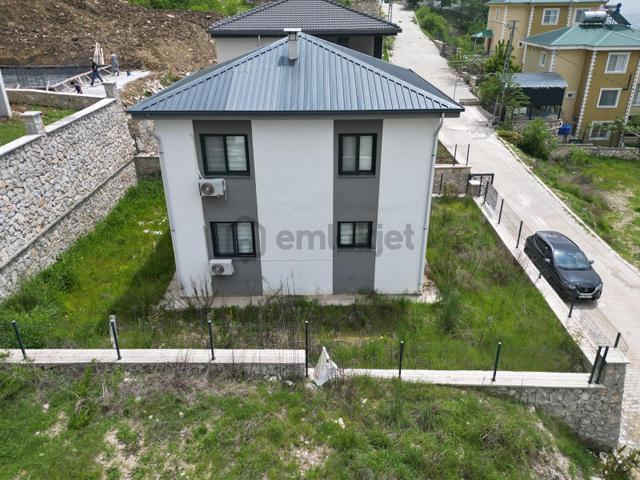 Bm"den Soğucak Yaylasında 301m2 3+1+teraslı Dublex Villa 4