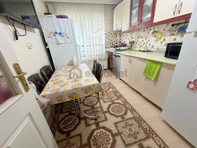 Hemdem Gayrimenkul'den Piyade'de Ana Cadde Üzeri Arakatta 3+1 Satılık Daire 4