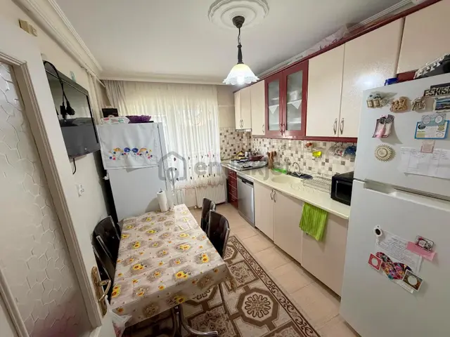 Hemdem Gayrimenkul'den Piyade'de Ana Cadde Üzeri Arakatta 3+1 Satılık Daire 2