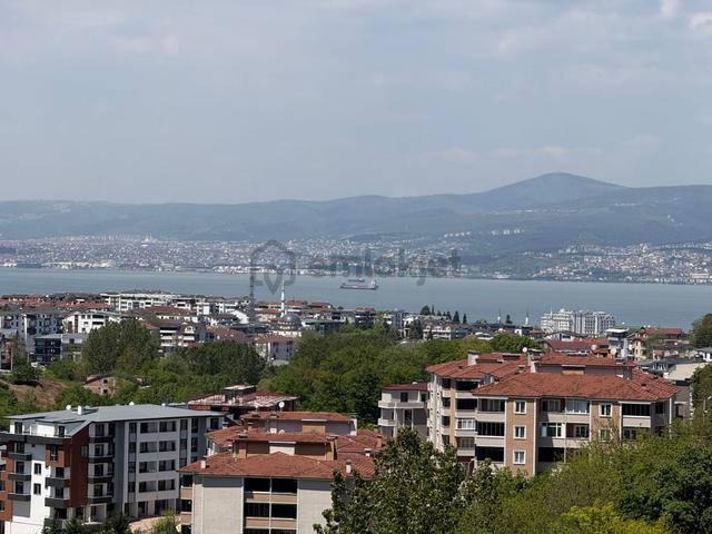🌅🏡 Başiskele Altınkent’te Deniz Manzaralı Lüks Çatı Dubleks! 🏡🌅 1