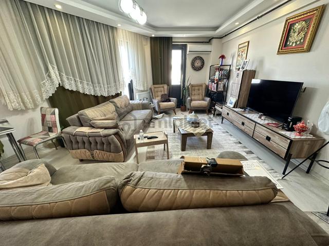 Zeki Emlak'tan Manisa Yunusemre Muradiye'de İstasyon Civ. Satılık 2+1 Arakat Daire 5