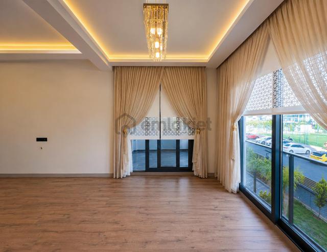 Mezitli'de Sıfır Lüks 2+1 Daire, Bağımsız Mutfak, Havuzlu Site 3