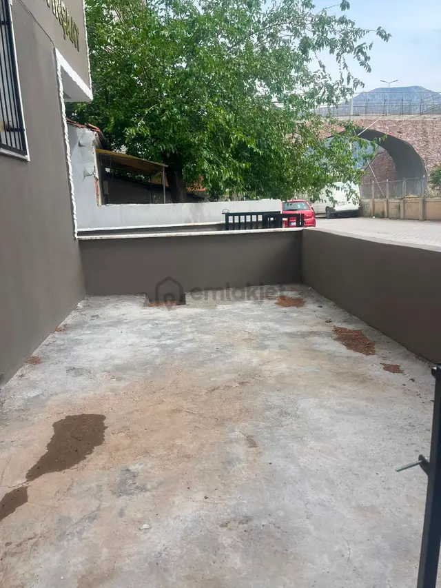 50 Yılmahallesi Daire 3+1 115m2 5 Katınının Zemin Katı Açık Mutfak Full Özelikli 2