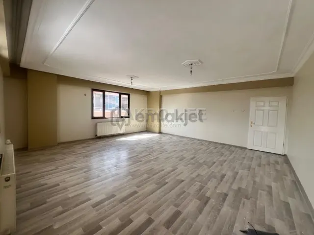 Diclekent Medya Mahallesi Villalar Karşısı Satılık 3+1 Daire 3