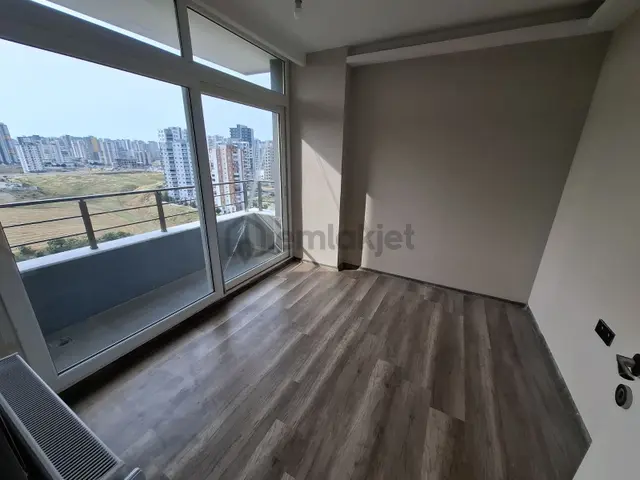 Atıcı'dan Atü'ye Yakın İskanlı Havuzlu Yüksek Kredili 2+1 2