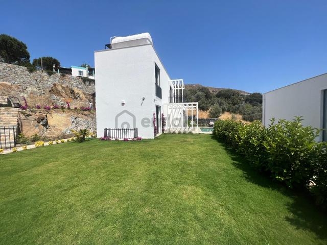 Bodrum Gümüşlük Peksimet Te Satılık 5+1 Havuzlu Bahçeli Villa 3