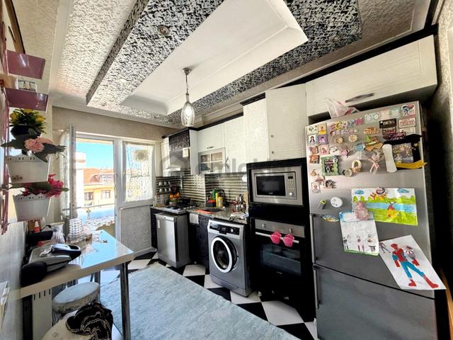 Alban'dan Metrobüs 9dk Satılık 3+1 140m² Yeni Nesil Dizayn Daire 4