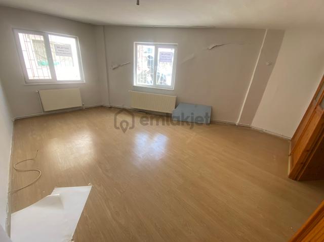 Furkan Emlaktan Kadifekale Mah 3+1 110m2 Bahçe Kat Balkonlu Dış Cepheli Fırsat Daire 4