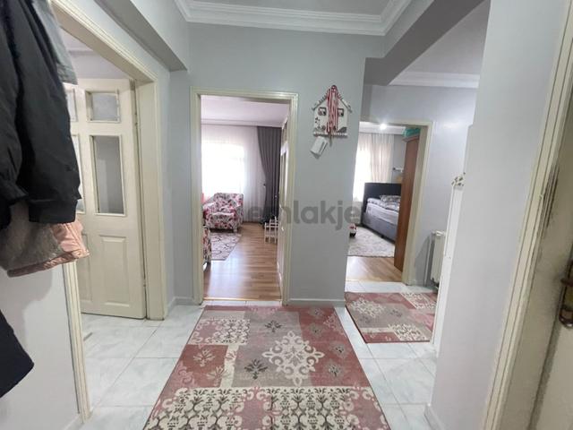 Sym'den Malazgirt Mh Ara K. Buhara Caddesi Üzer Asansörlü 3+1daire 5