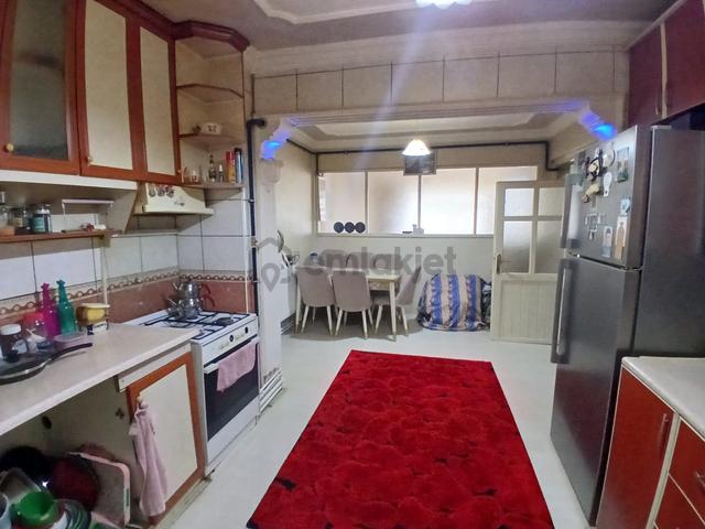 Akçay Emlak'tan Akşehir Stadyum Yanında Bakımlı Ara Kat Geniş Satılık 3+1 Daire 5