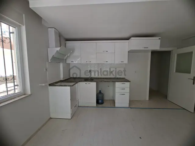 Cumhuriyet Mah. Kapalı Pazar Arkası Kiralık 2+1 Daire 3