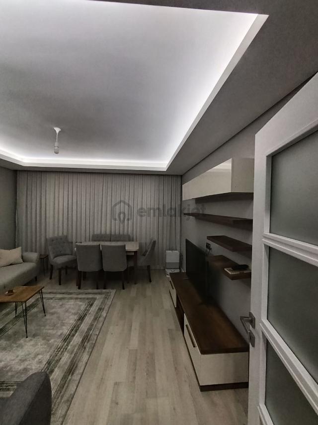 Araz Gayrimenkul 75 Yıl Mah 3+1 Asansörlü 2 Kat Cadde Üzeri Satılık Daire 2
