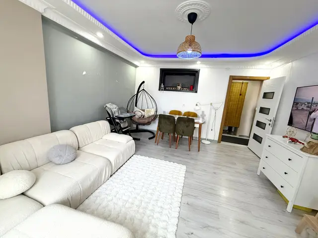 Alban'dan Belediye'ye 6 Dk Yeni Bina Satılık 95m² 2+1 Ara Kat !! 3