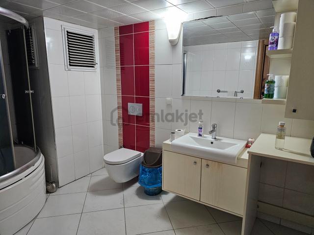 Girne Bulvarı Üzeri İşyerine Uygun 4+1 Geniş Daire 4