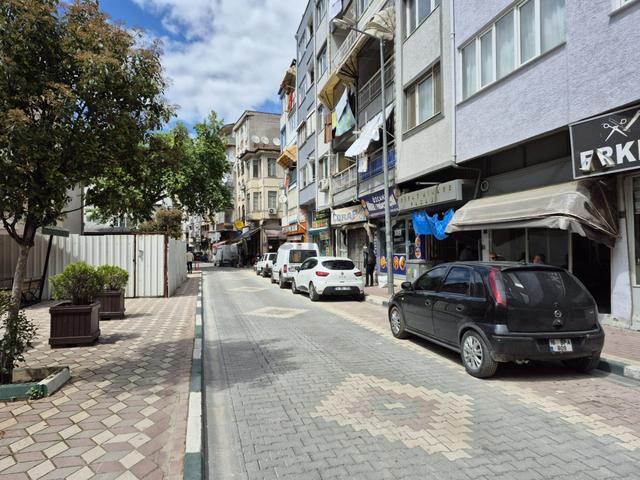 C21 Cius; Devren Kiralık Hazır Kurulu Fast Food Dükkânı 3