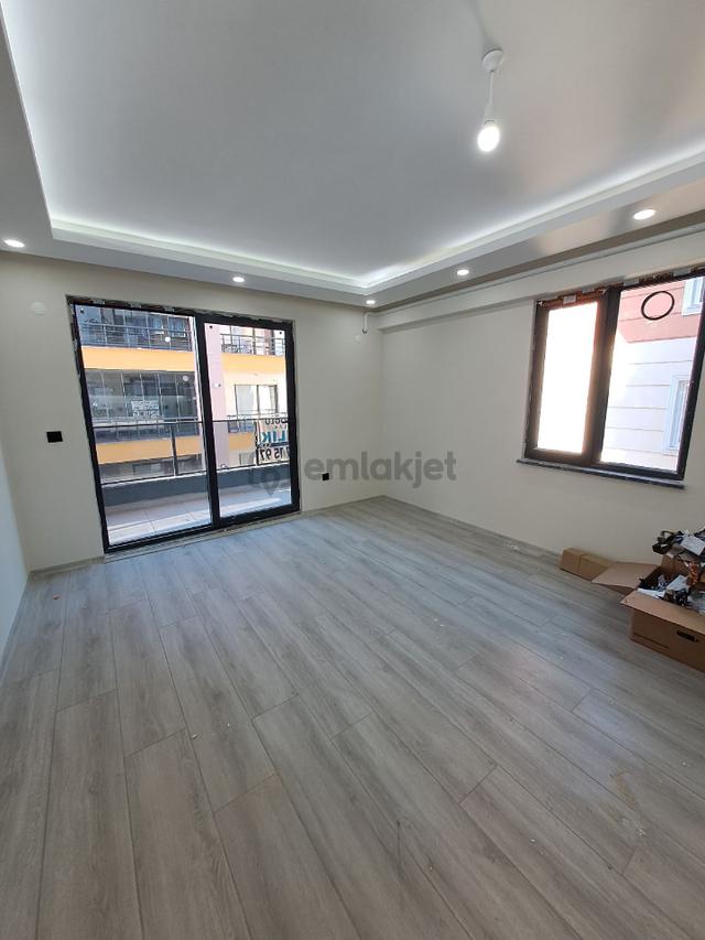 Kadıoğlu Emlak Giresun Teyyaredüzü Mah Satılık Sıfır 2+1,, 5